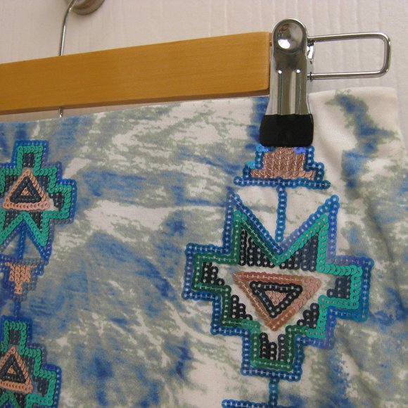 NWT Express aztec sequin mini skirt XS extra small - Picture 3 of 4